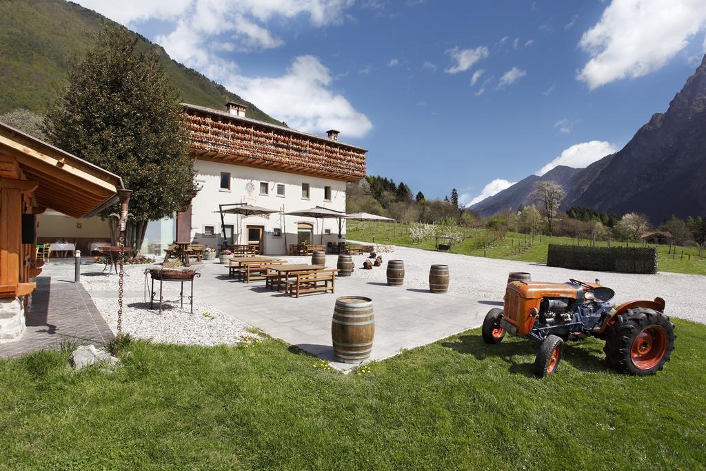 Agritur La Polentera Pensionat Storo Exteriör bild