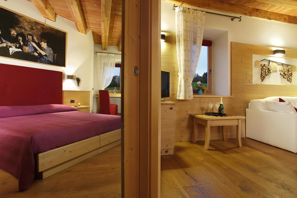 Agritur La Polentera Pensionat Storo Exteriör bild