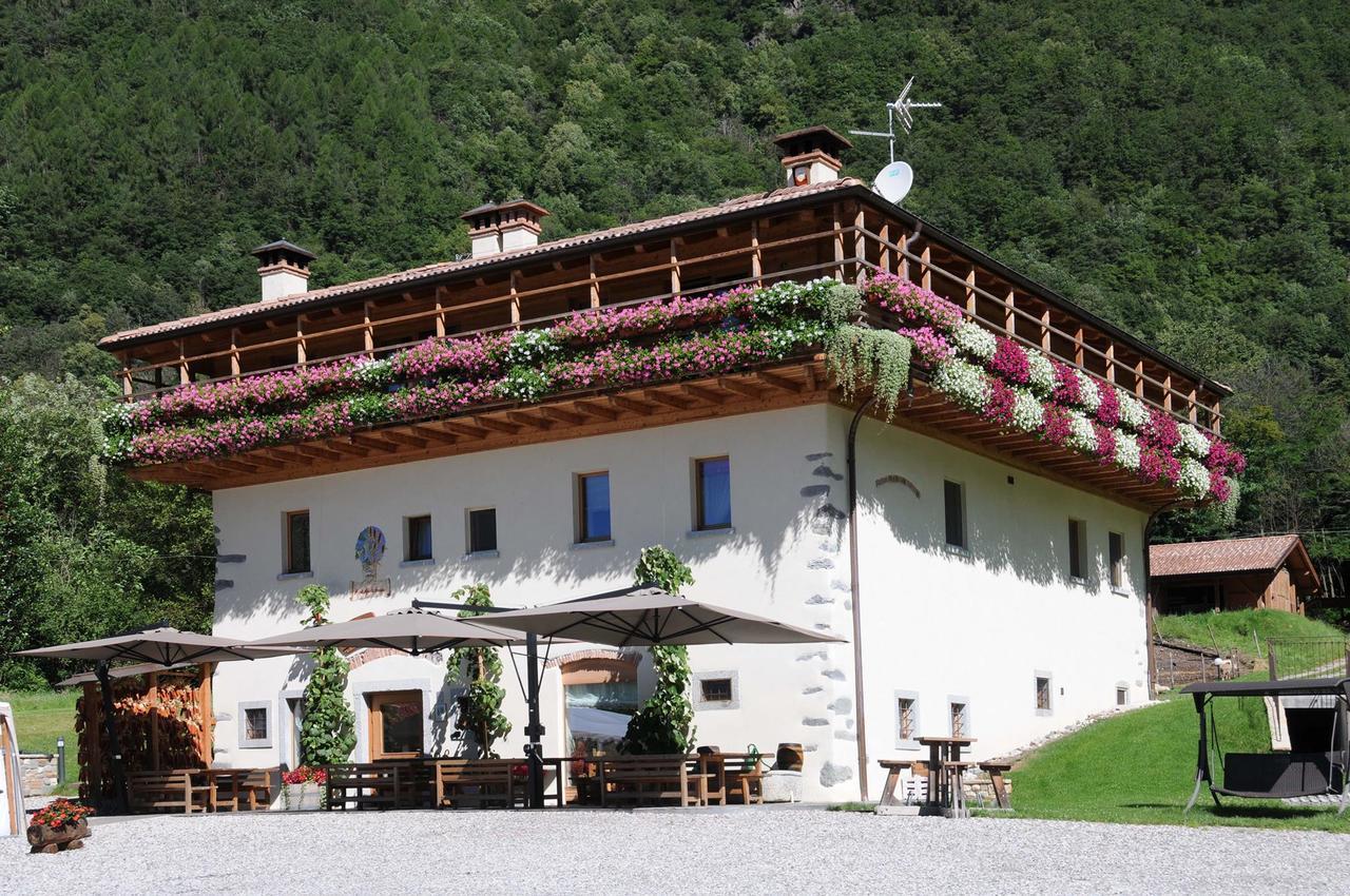 Agritur La Polentera Pensionat Storo Exteriör bild